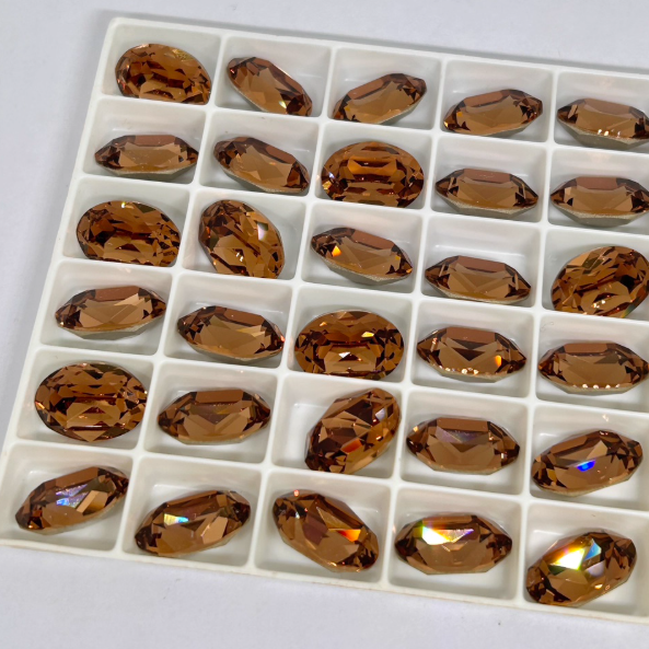 Swarovski 4120 crystal Oval Fancy Stone 221（14x10mm）