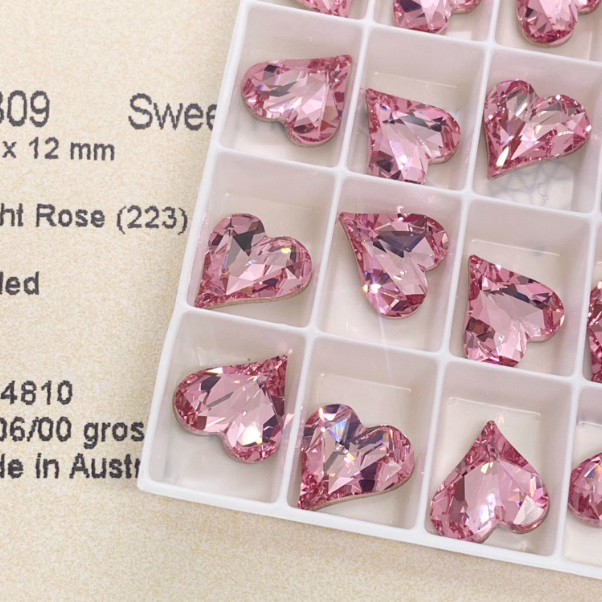 Swarovski 4809 crystal Sweet heart Fancy Stone 223Light Rose（13x12mm）