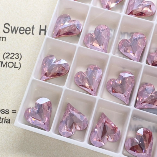 Swarovski 4809 crystal Sweet heart Fancy Stone 223mol  Light Rose Moonlight （13x12mm）