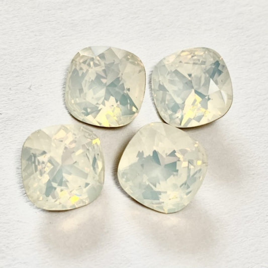 Swarovski 4470 crystal Cushion Square 234White Opal（10mm）