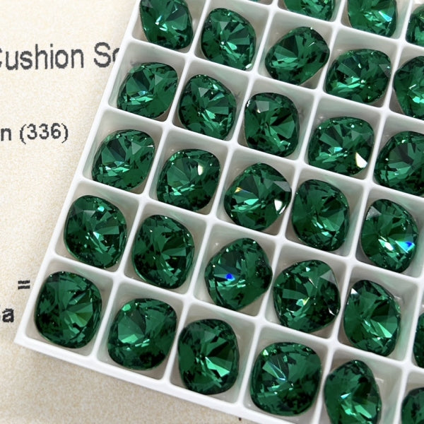 Swarovski 4470 crystal Cushion Square 336Majestic Green（10mm）