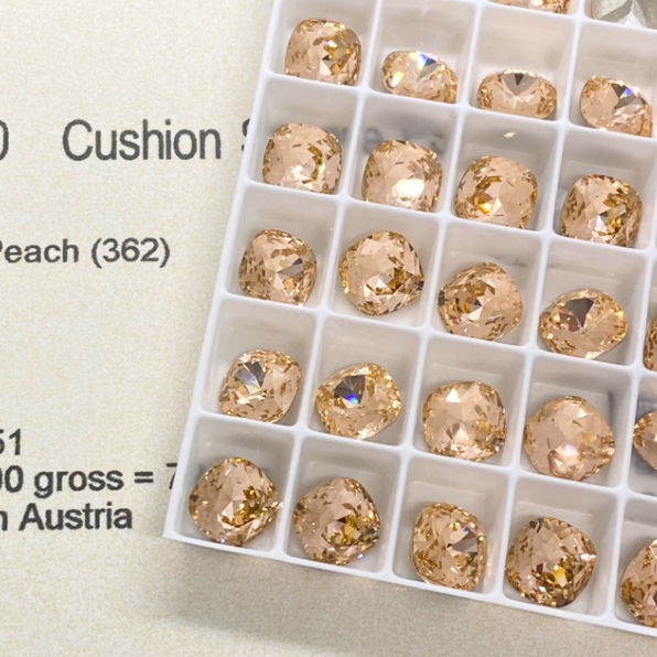 Swarovski 4470 crystal Cushion Square 362Light peach（8mm）
