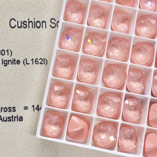 Swarovski 4470 crystal Cushion Square l162i（10mm）