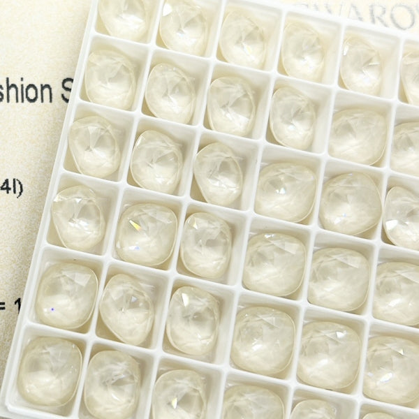Swarovski 4470 crystal Cushion Square L164I（10mm）