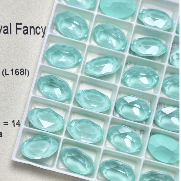 Swarovski 4120 crystal Oval Fancy Stone l168i（14x10mm）
