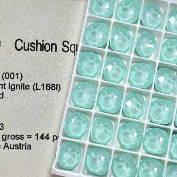 Swarovski 4470 crystal Cushion Square L168I（10mm）