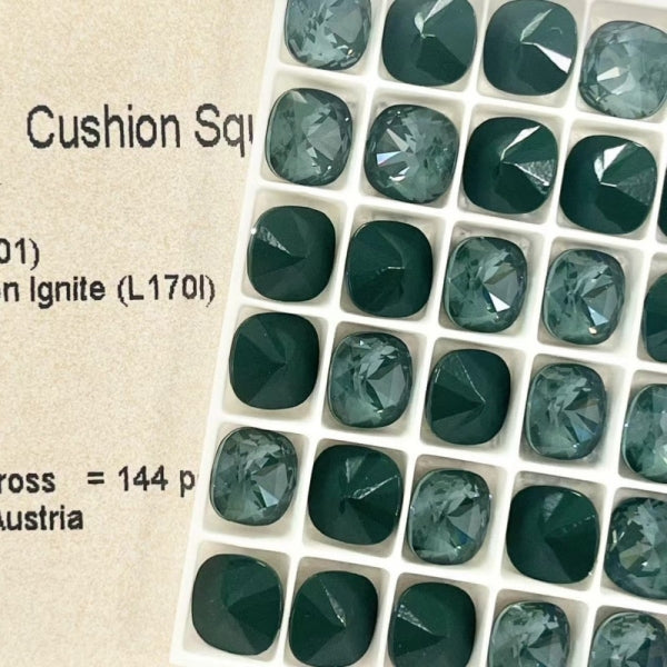 Swarovski 4470 crystal Cushion Square L170I（10mm）