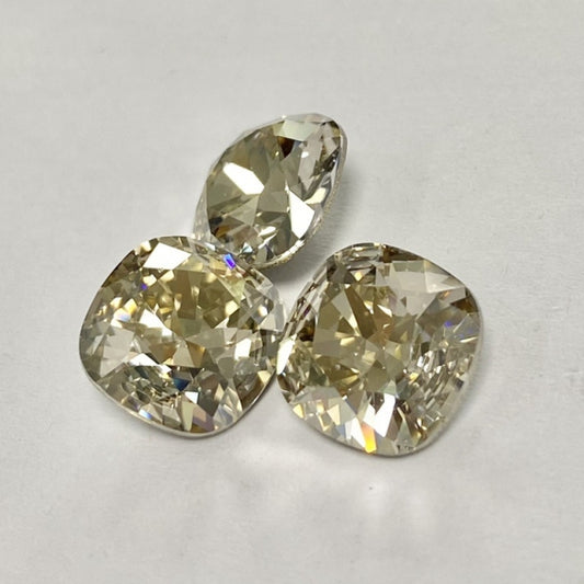 Swarovski 4470 crystal Cushion Square Crystal Silver Shade （10mm）